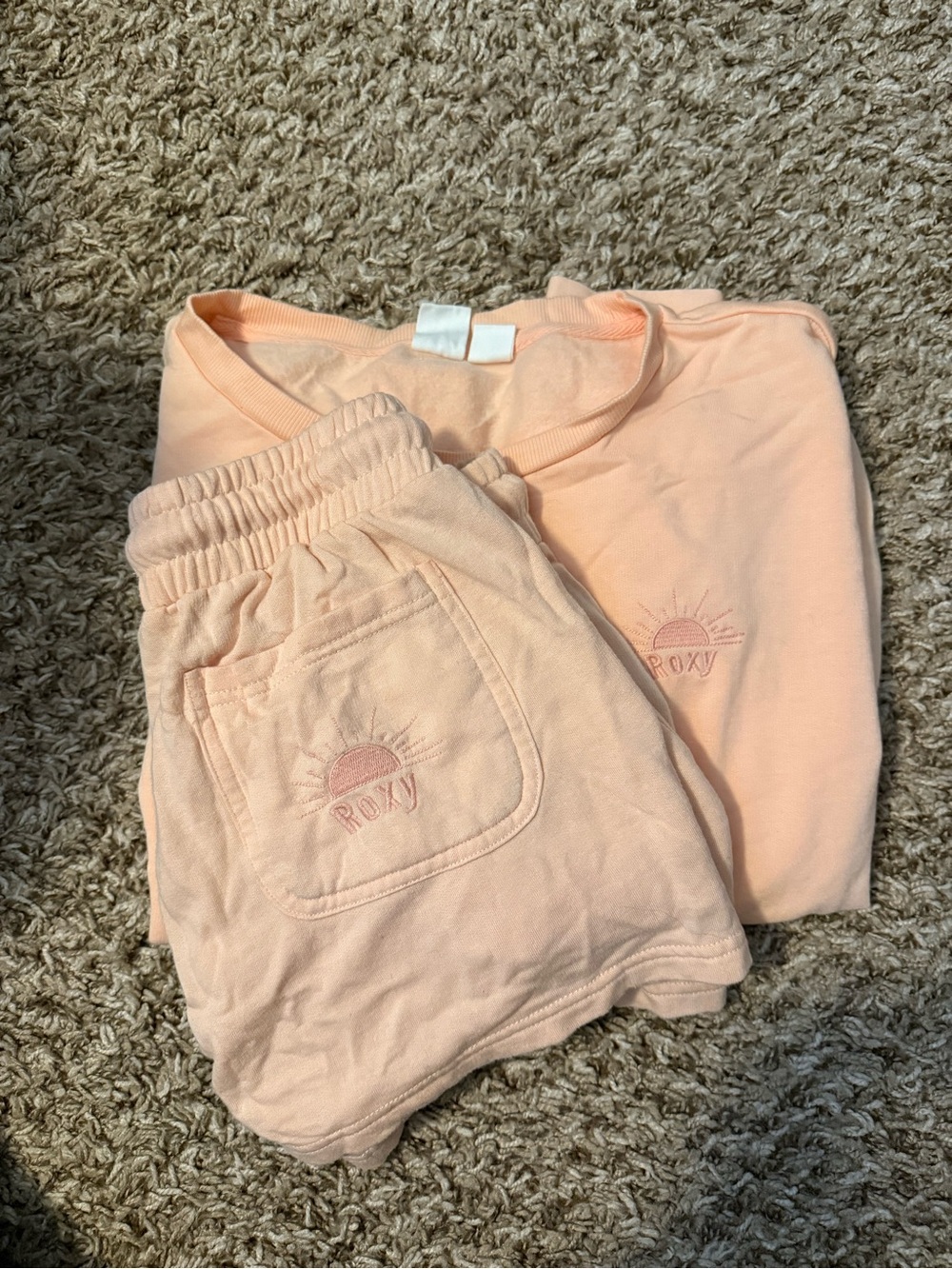 Roxy Peach-Pink Two-Piece Shorts Set